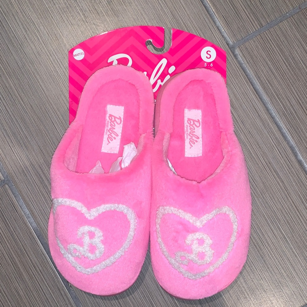 Barbie Pink Heart Women's Slippers Size S 5-6 & M 6.5-7.5